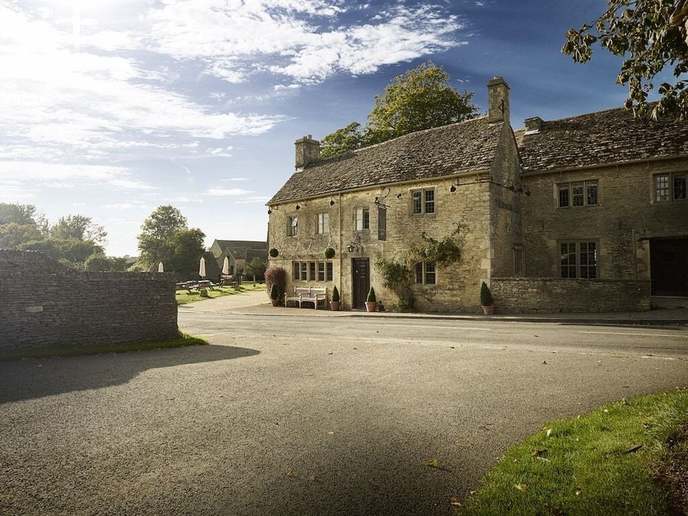 The Masons Arms 1