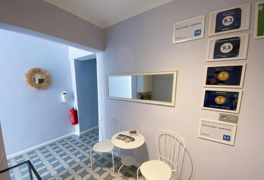 Alicante Otel - Adult Only 2