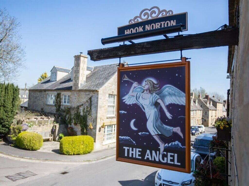 The Angel at Burford 1