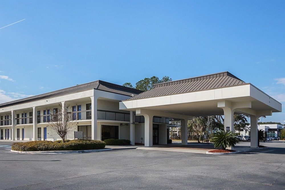 Motel 6 Savannah, GA - Midtown 1