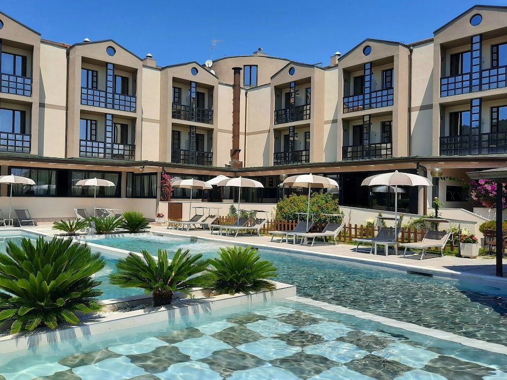 River Park Hotel 1