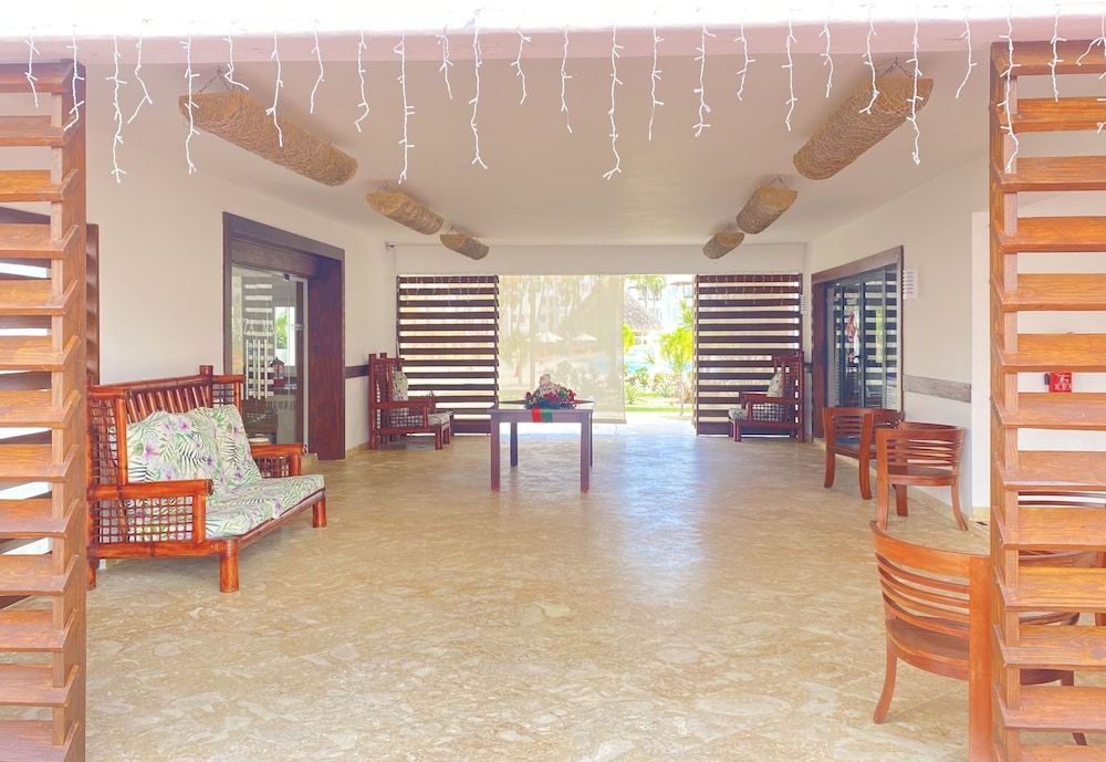 Stanza Mare Beach Front 2
