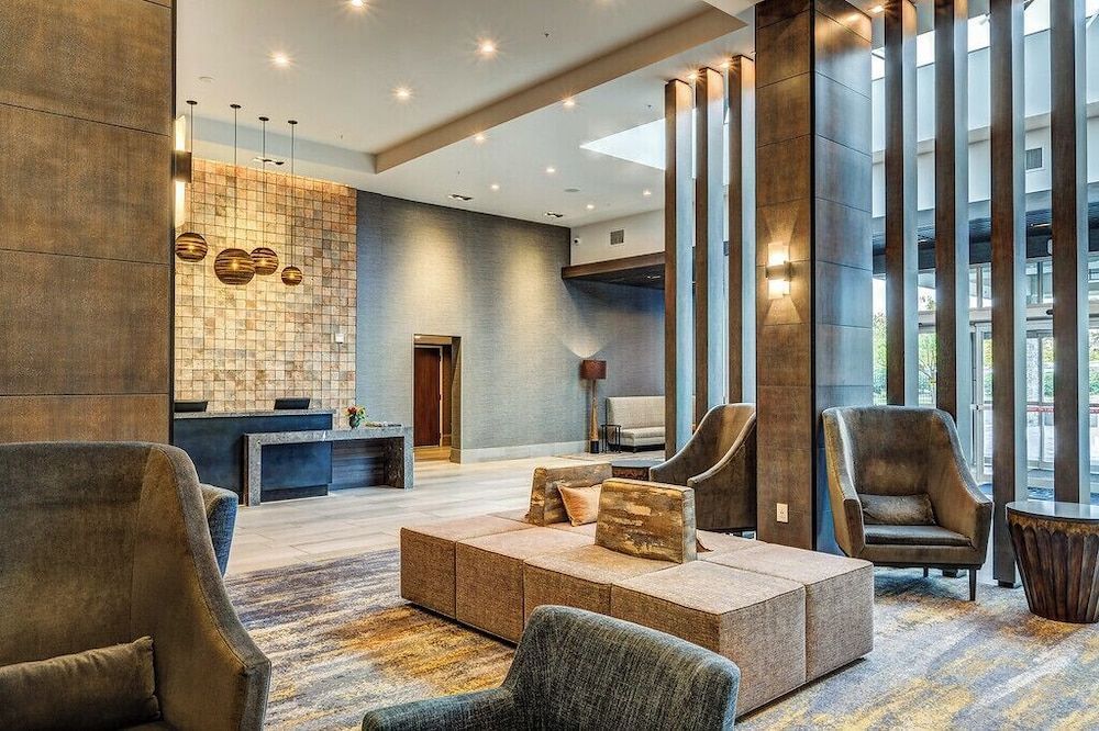 Delta Hotels by Marriott Seattle Everett 2