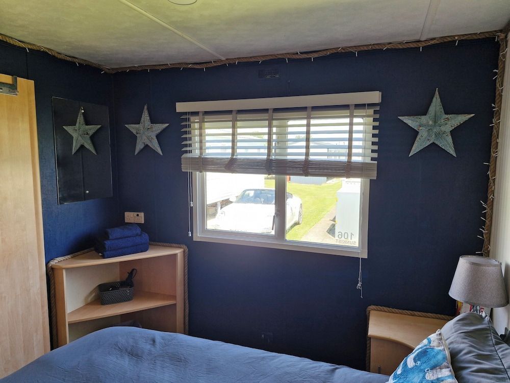 Driftwood Cabin Dog Friendly - Anderby Creek 2