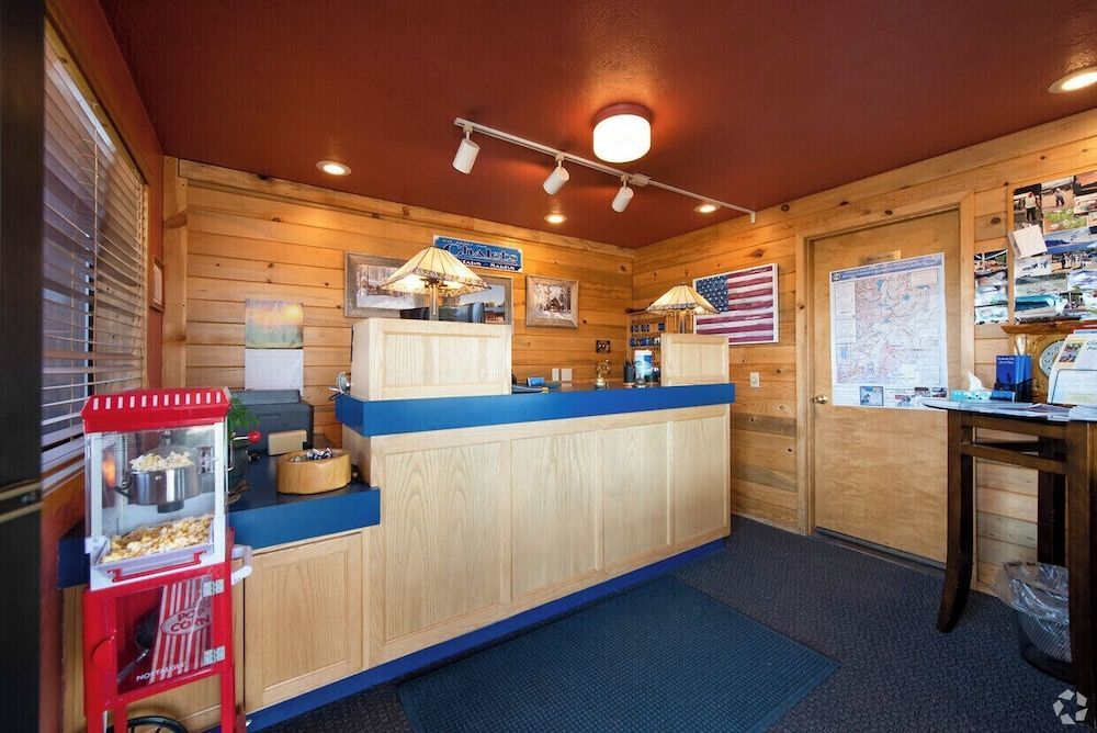 Willamette Pass Inn Chalets 2