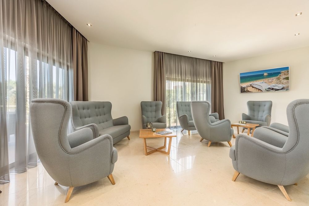 Caneiros Luxury House & Suites 2