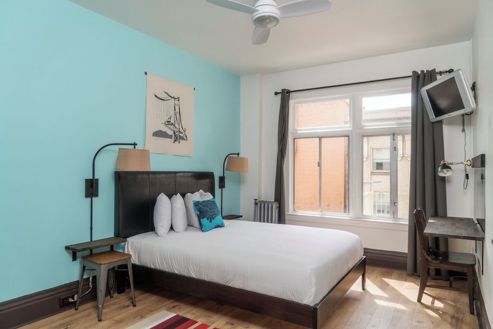 The Bartlett Hotel and Guesthouse 1