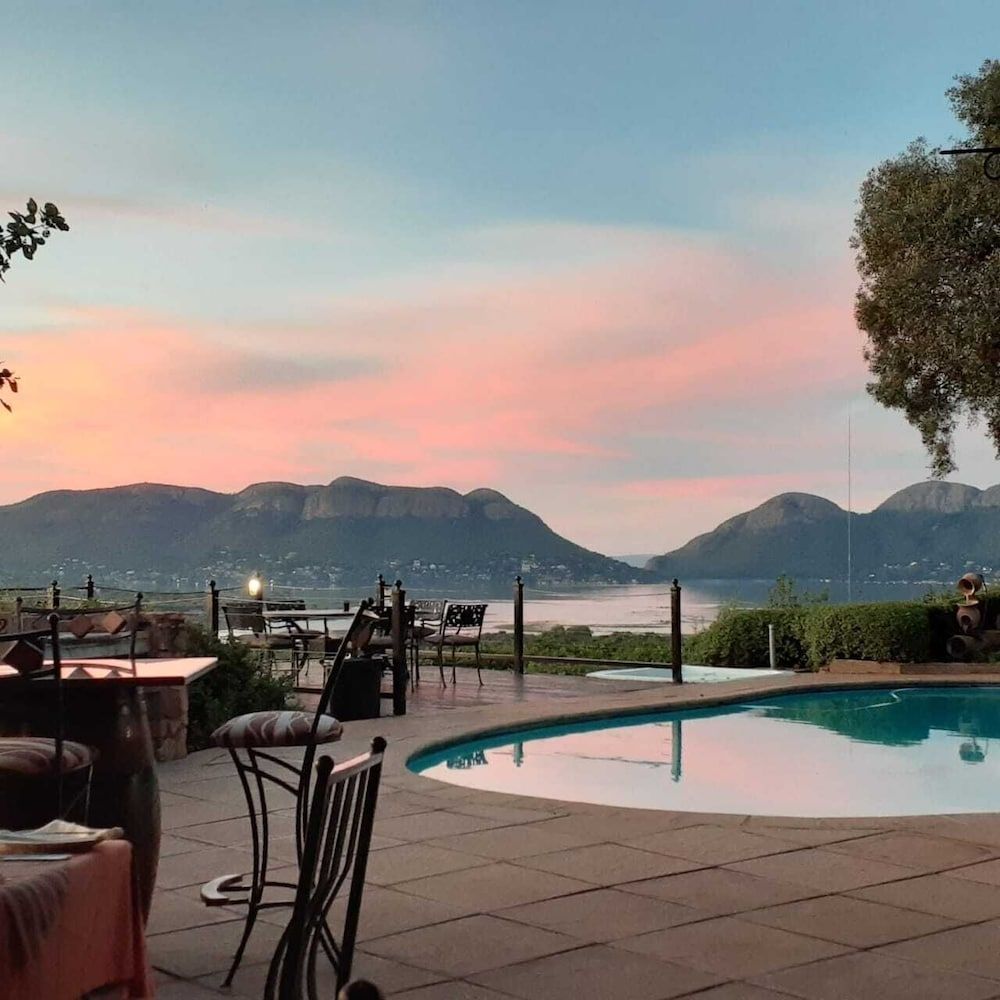 La Montagne Guest Lodge 1