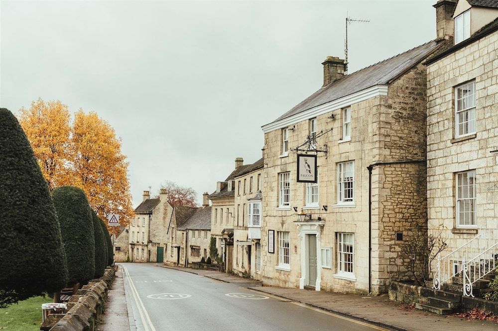 The Falcon Inn 1