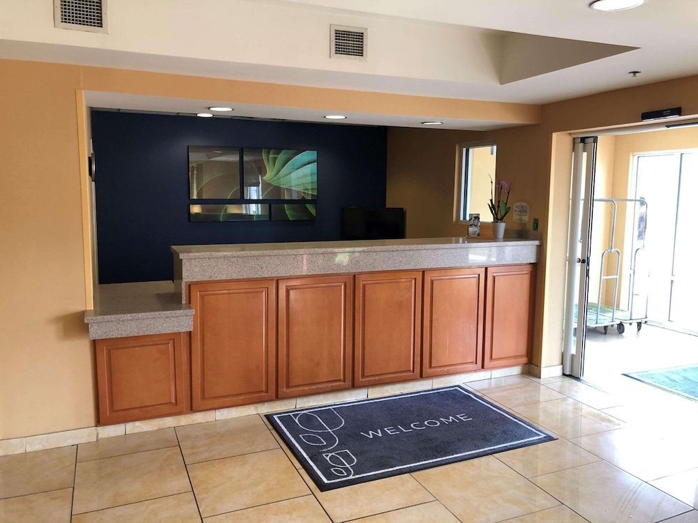 Country Inn & Suites by Radisson, Fayetteville I-95, NC 2
