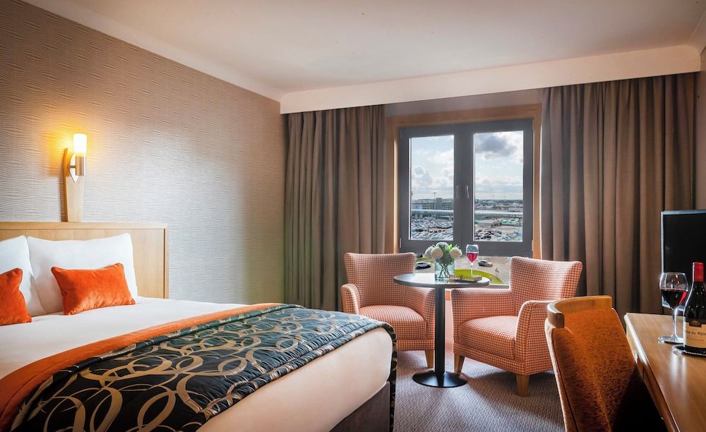 Clayton Hotel, Manchester Airport 1