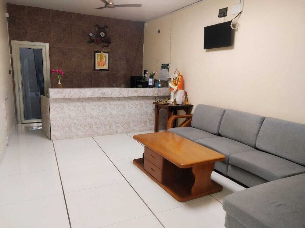 Coastal Grand La Flora Beach Resort 2