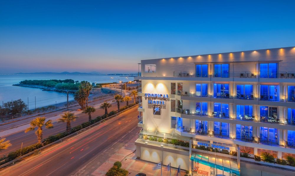 Tropical Hotel Seafront Boutique 1