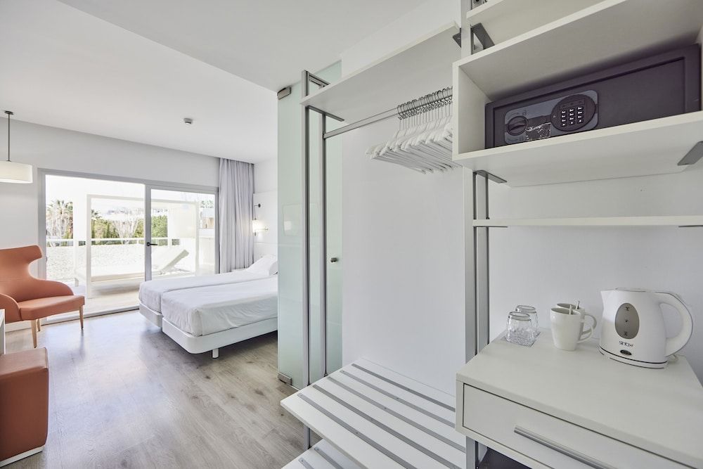 Hotel Astoria Playa Adults Only 4* Sup 2