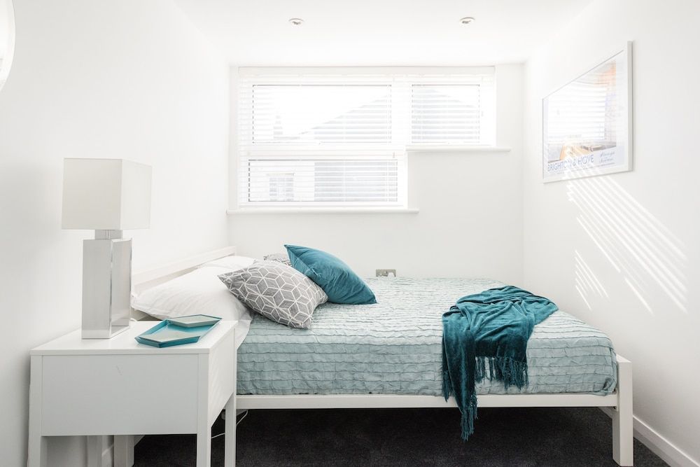 Boutique-Style Apartment in Heart of Brighton Lanes 1