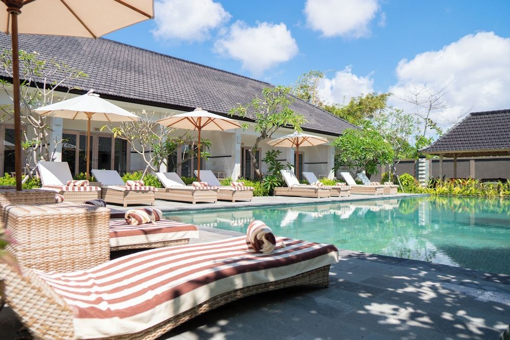 Green D'mel Bali 1