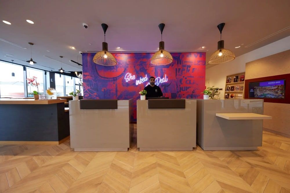 Ink Hotel 2