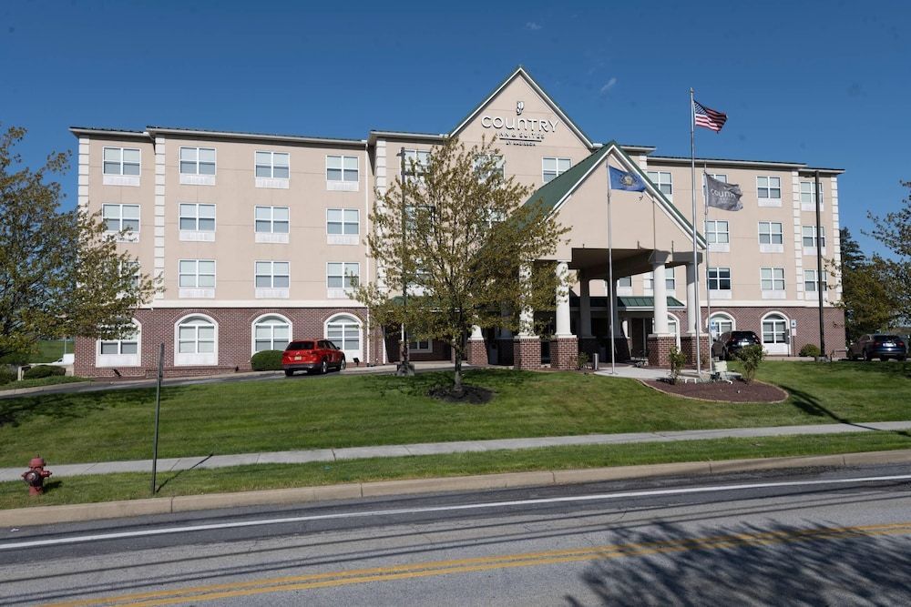Country Inn & Suites by Radisson, Harrisburg - Hershey West, PA 1