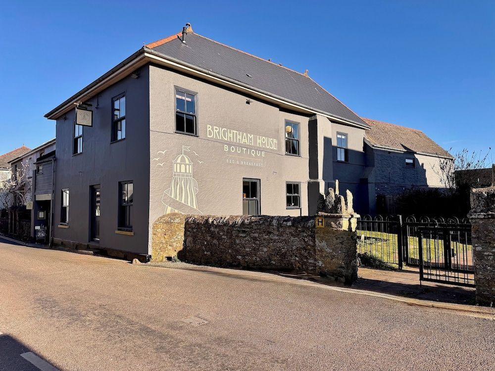 Brightham House - Exclusively for Adults 1