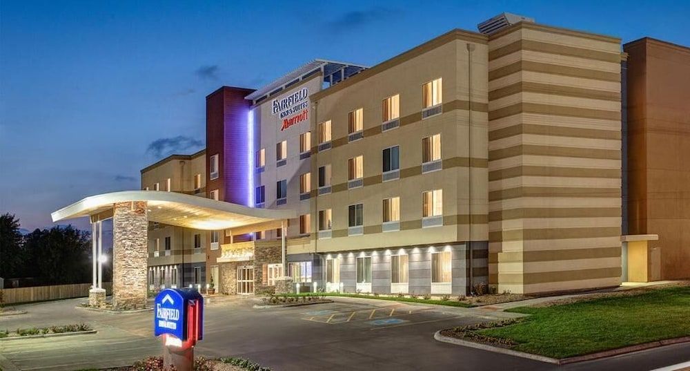 Fairfield Inn & Suites by Marriott Dallas Plano North 1