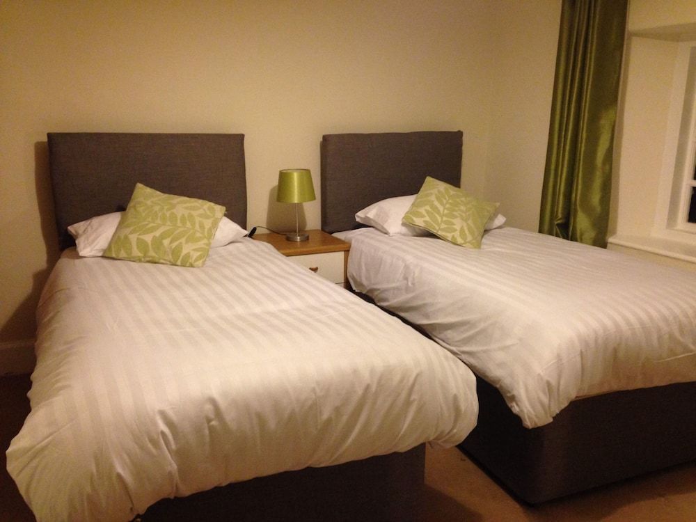Blue Lion Inn 2