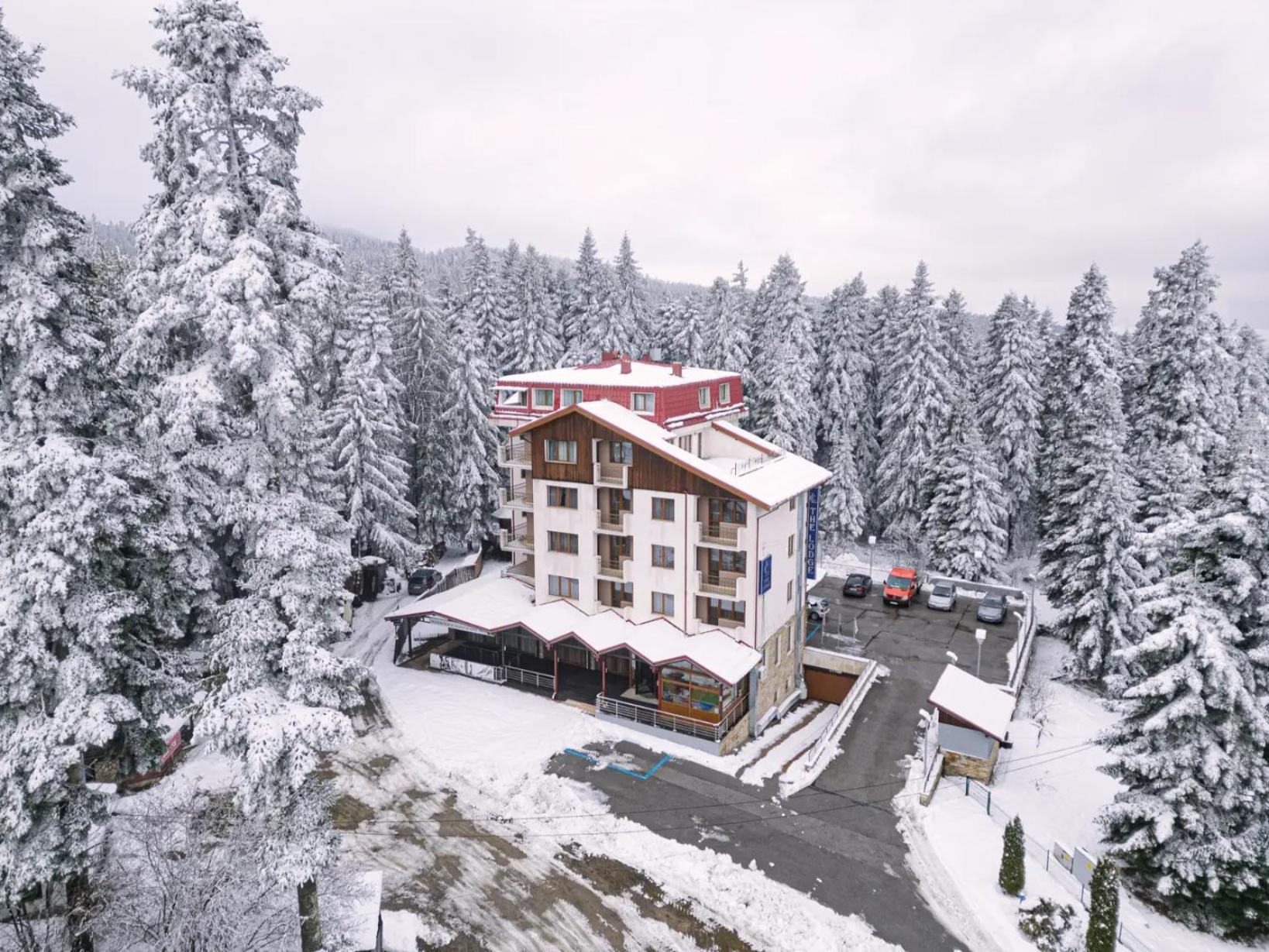 The Lodge Hotel 1