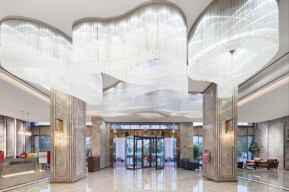 Ramada by Wyndham Zhangjiajie 2