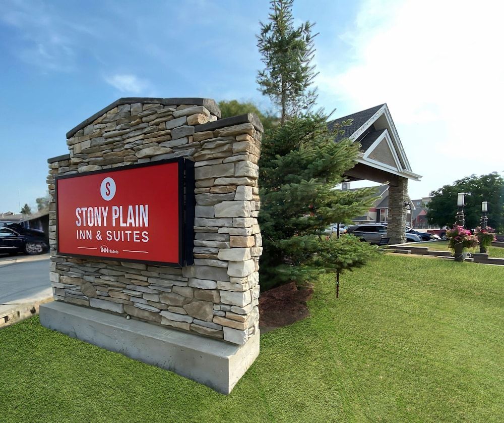 Stony Plain Inn & Suites 1