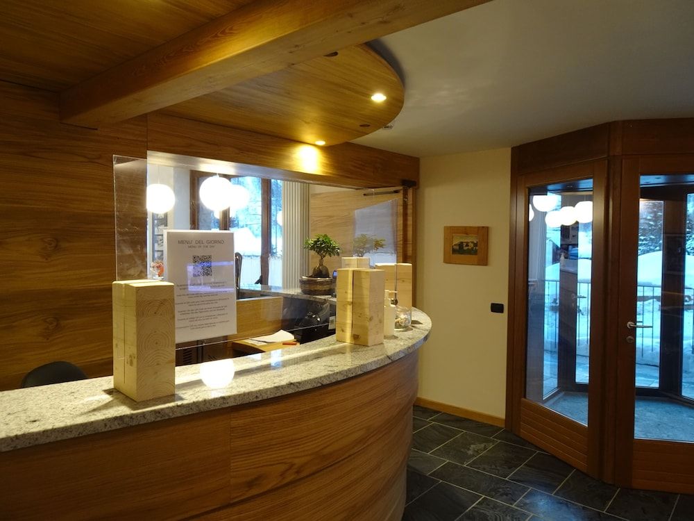 Hotel Aigle 2