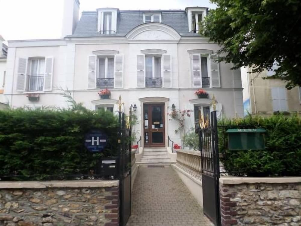 Hôtel Marie Louise 1