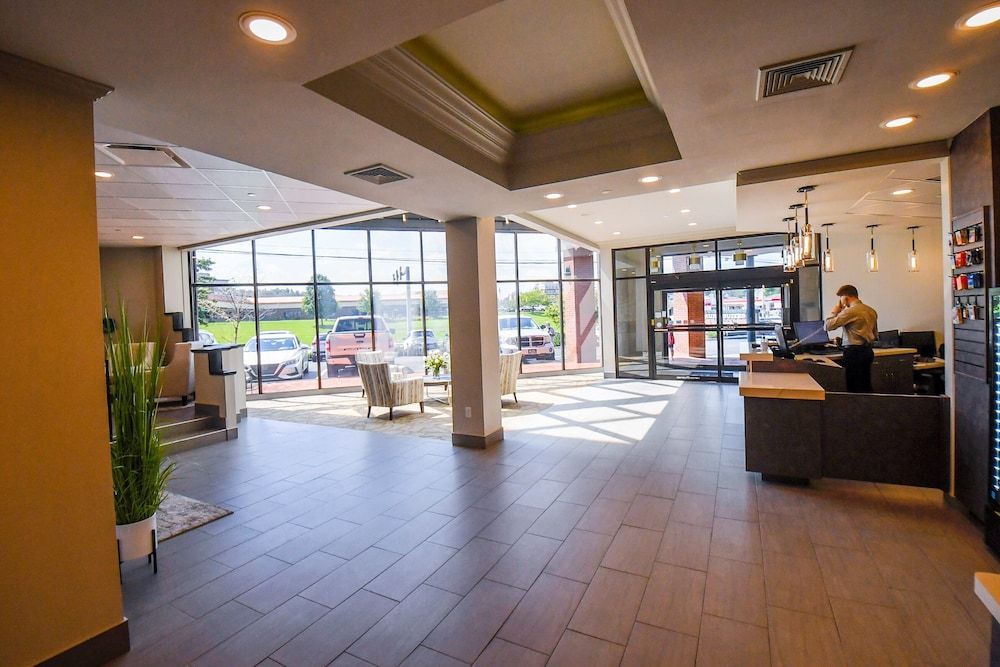 Euro-Suites Hotel 2