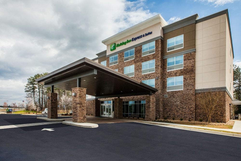 Holiday Inn Express & Suites ATLANTA N - WOODSTOCK by IHG 1
