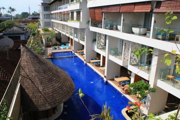 Hôtel Jimbaran Bay Beach **** 2