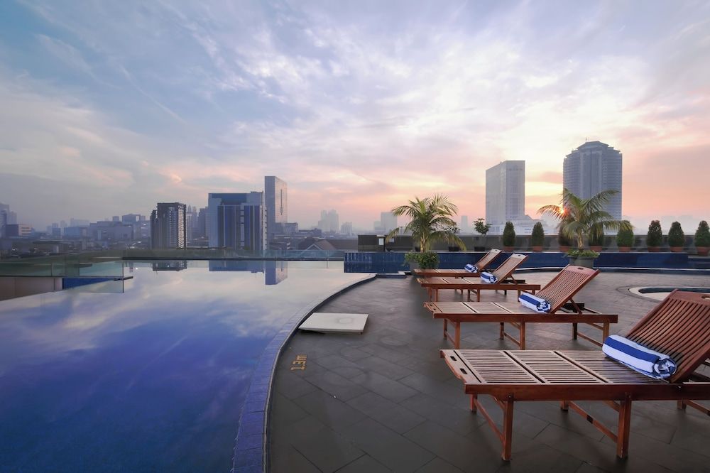 Merlynn Park Hotel 1