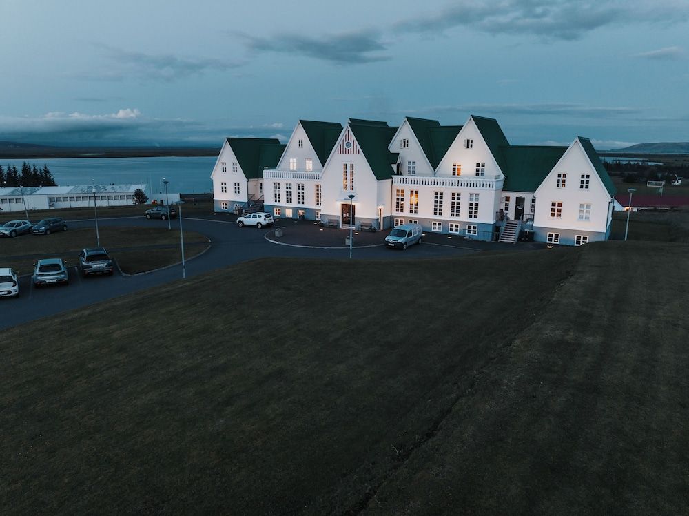 Héradsskólinn Historic Guesthouse 1