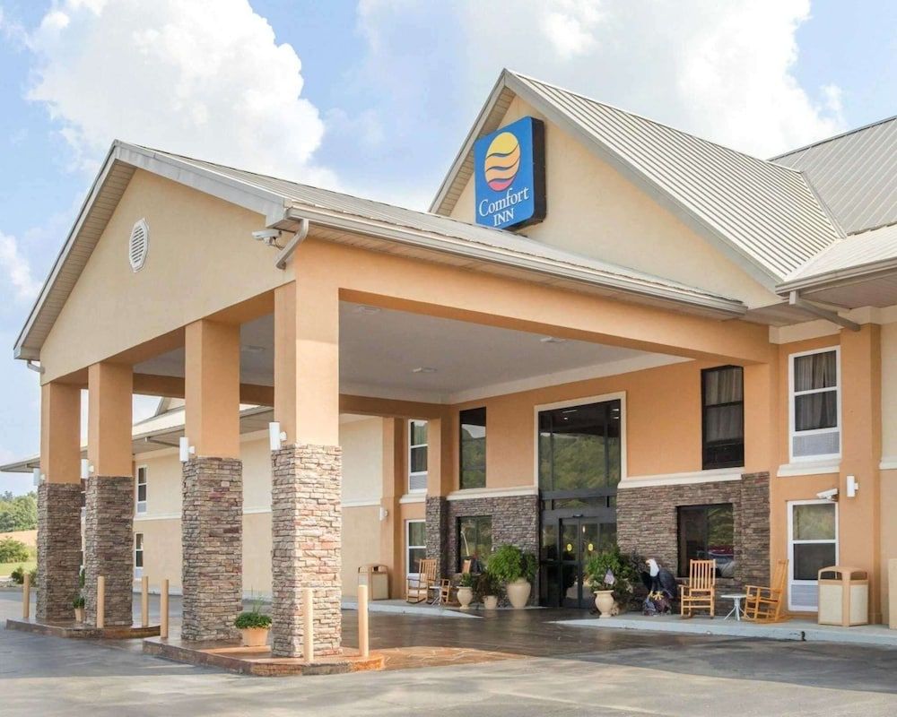 Comfort Inn at Royal Blue 1