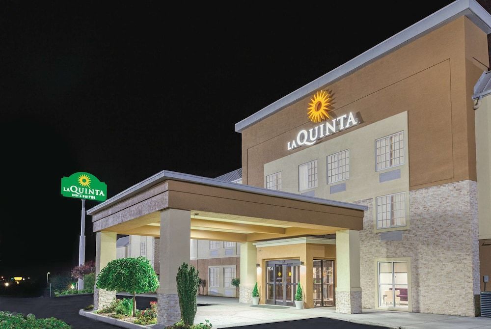 La Quinta by Wyndham Knoxville North I-75 1