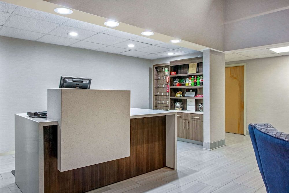 La Quinta Inn by Wyndham Radford 2