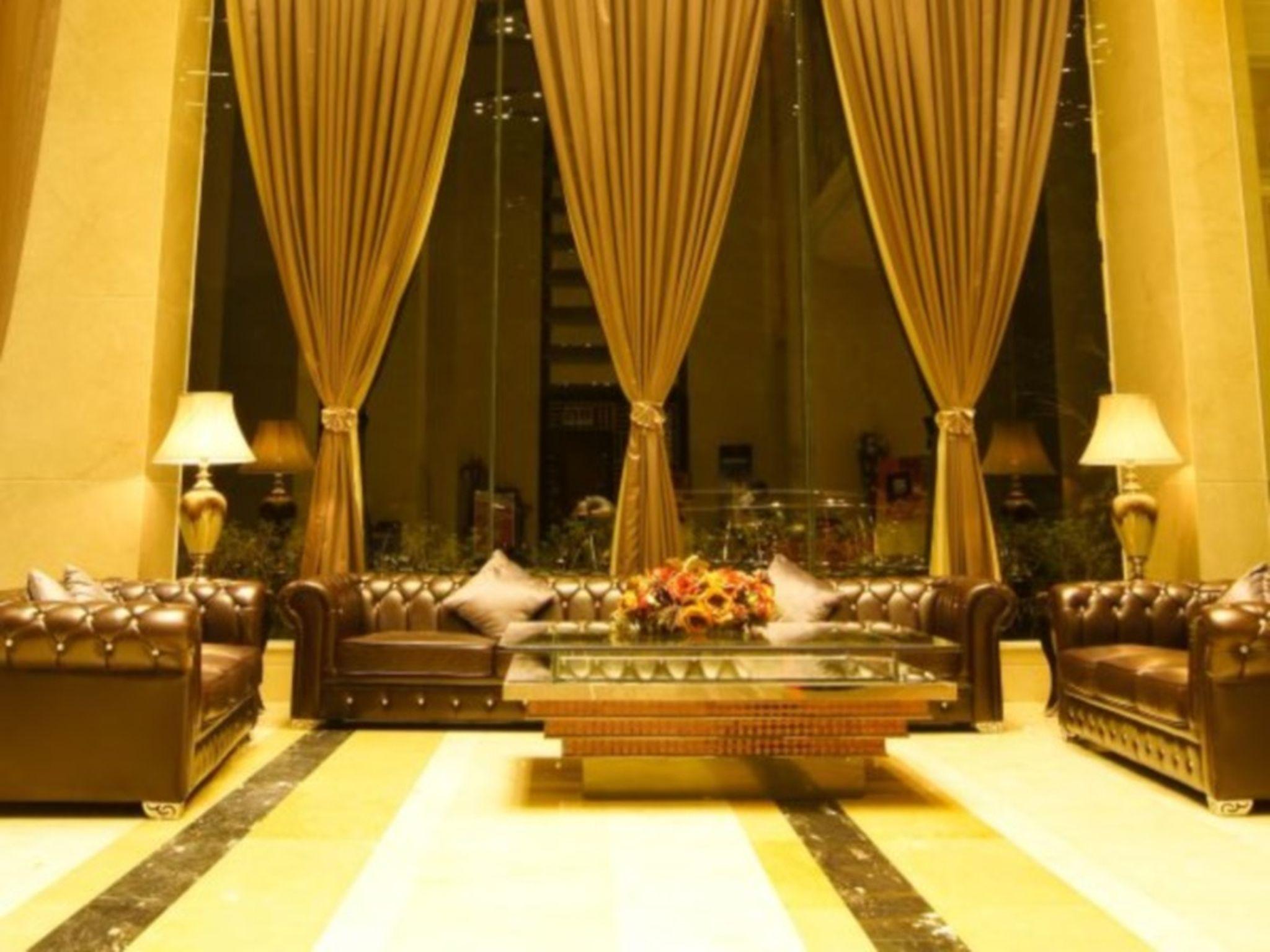 Park Lane Hotel 1