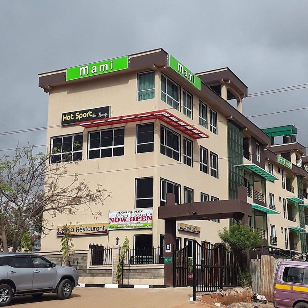 Fort Hotel 1