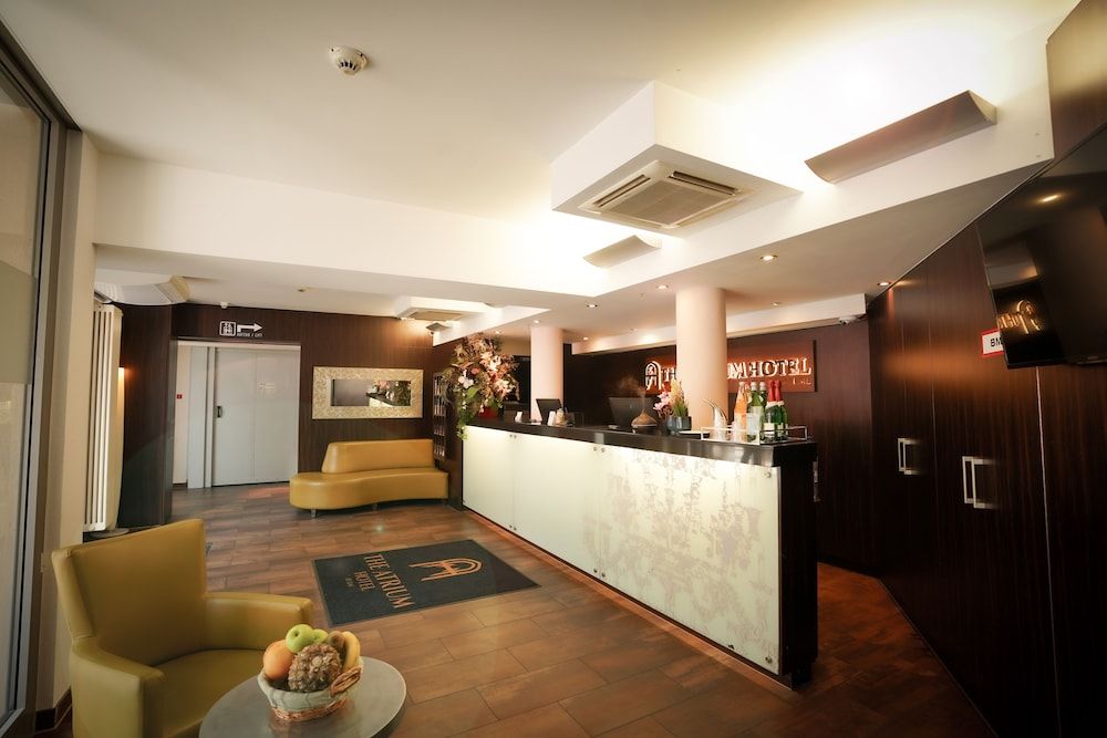 The Atrium Hotel 1