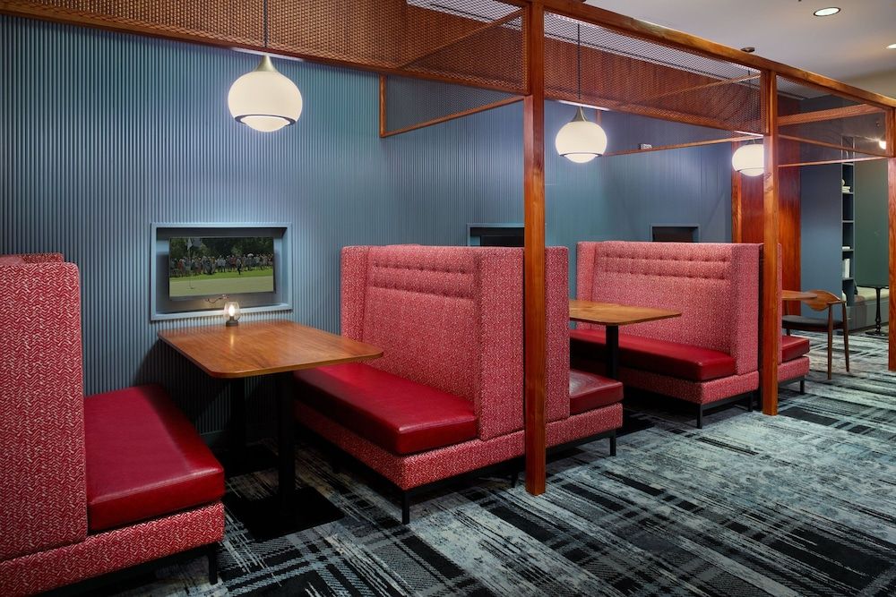 Courtyard by Marriott Washington, D.C./Foggy Bottom 2