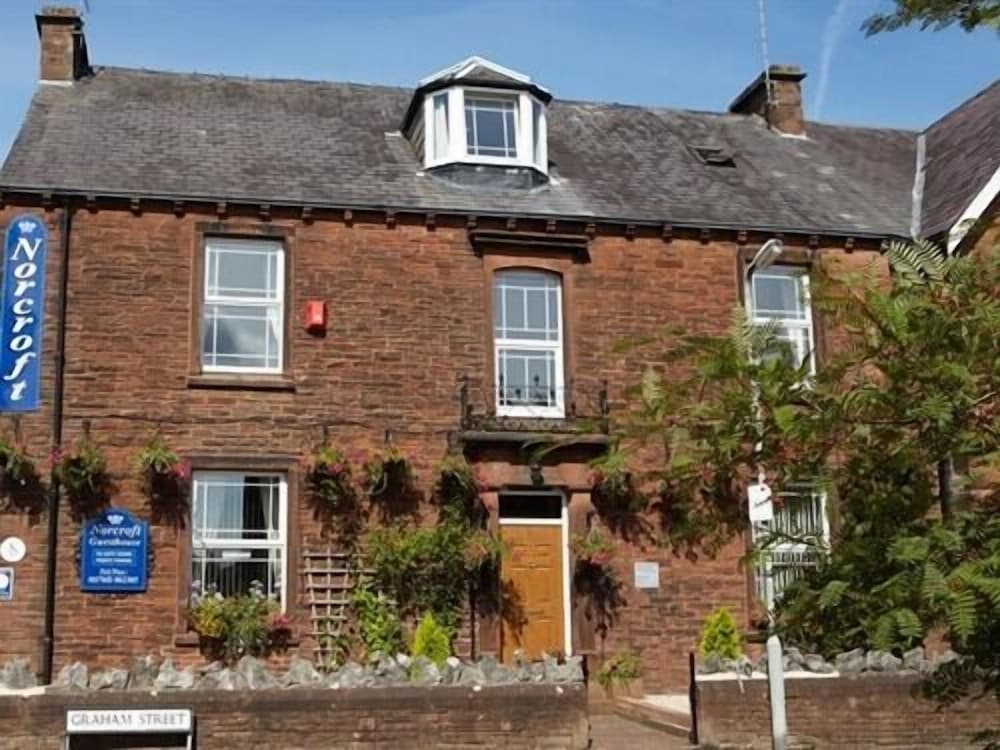 Norcroft Guest House Vegetarian B&B 1