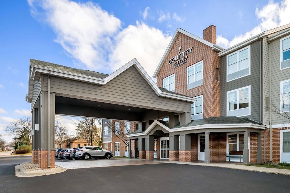 Country Inn & Suites by Radisson, Red Wing, MN 1