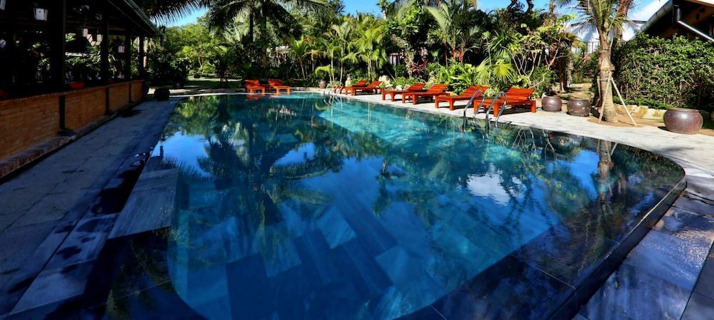 La Paloma Resort 1
