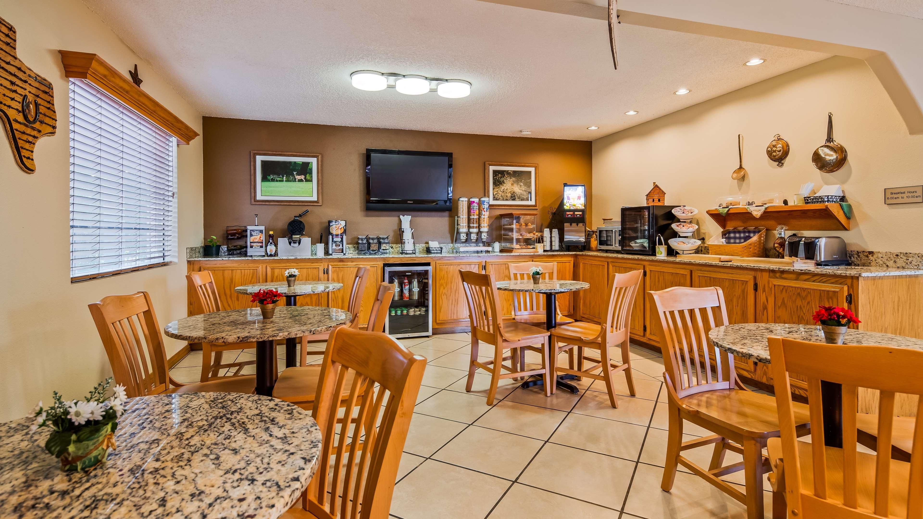 Best Western Llano 2