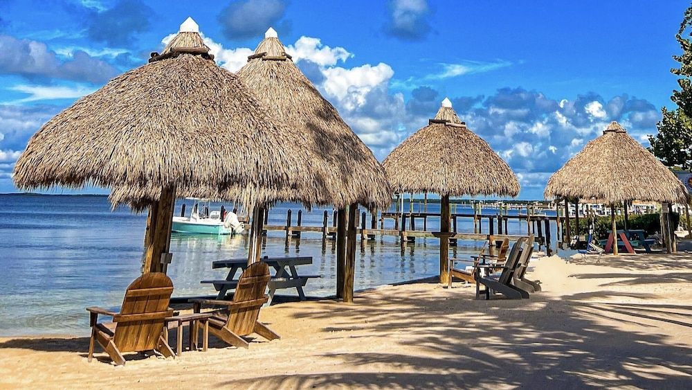 Sunset Cove Beach Resort 1