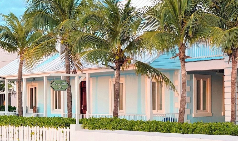 Grand Turk Inn 1