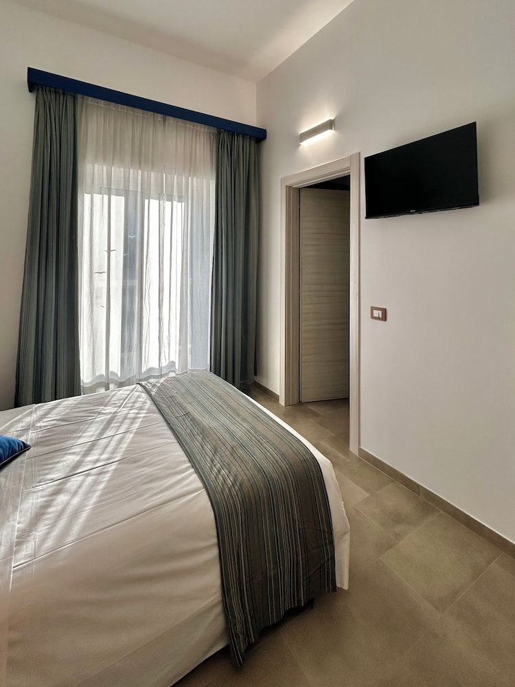Hotel Mediterraneo 2