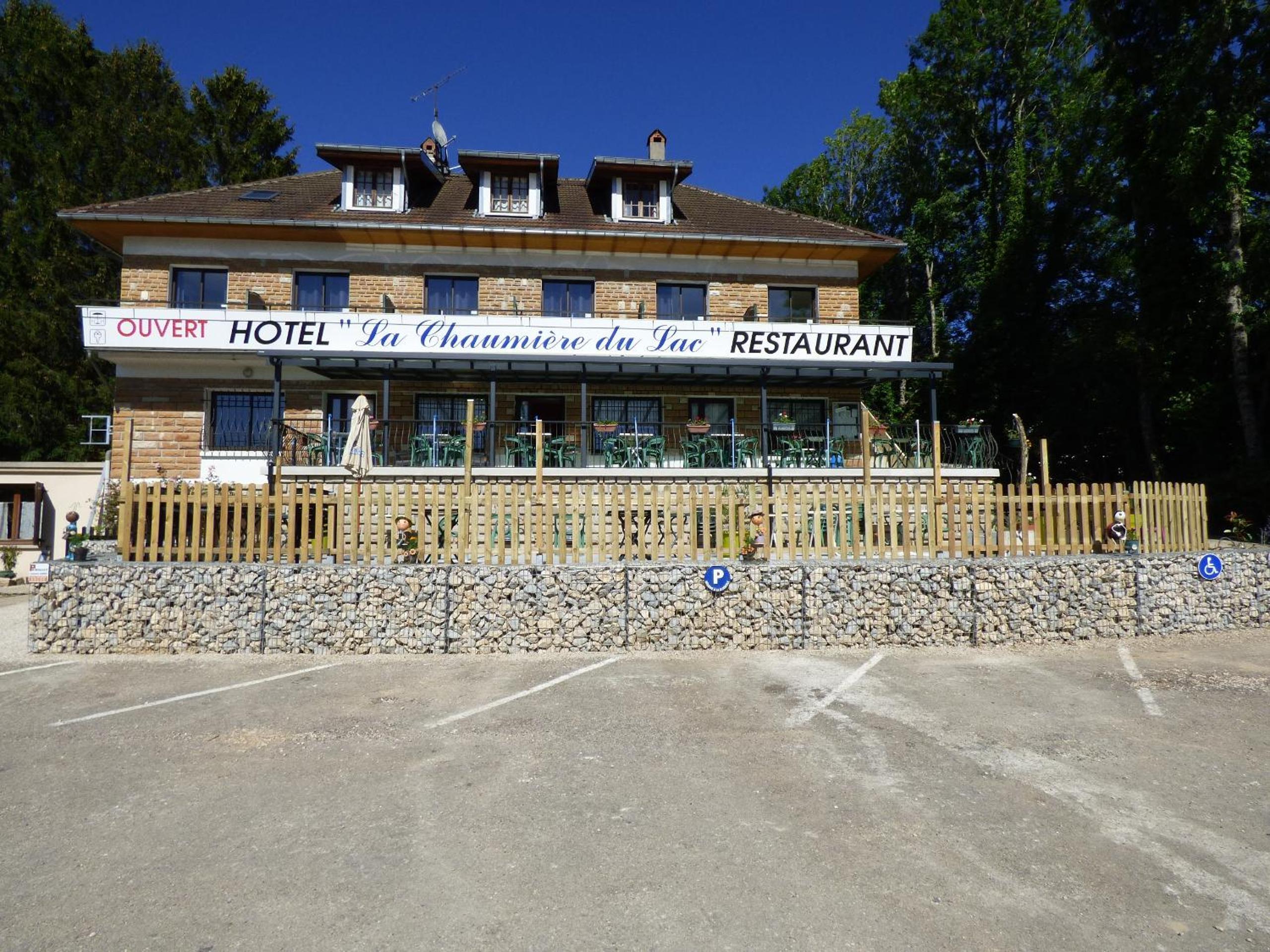 Hotel Restaurant La Chaumiere du Lac 1